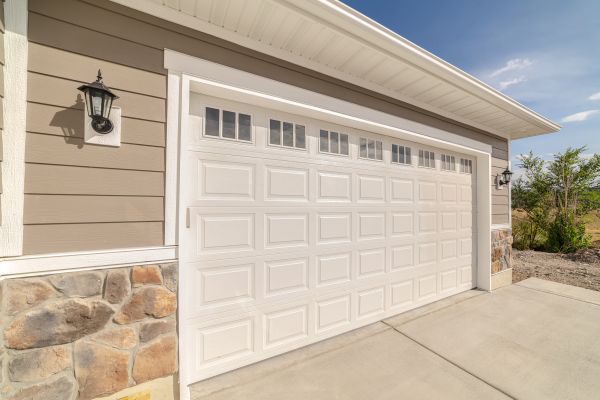 Cost of Garage Lifting in Sanford